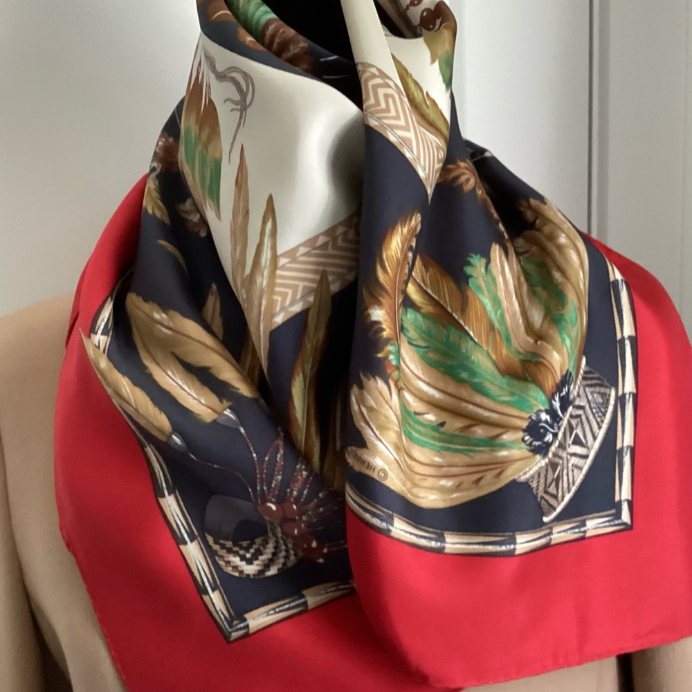 Hermes’ Scarf